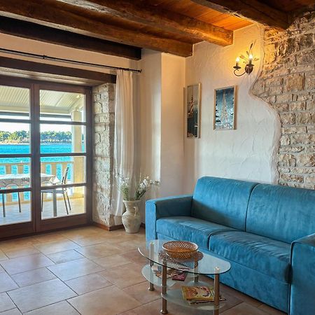 City Center Coastal Escape - Apartments With Sea View Or Cozy Room Novigrad Istria Extérieur photo