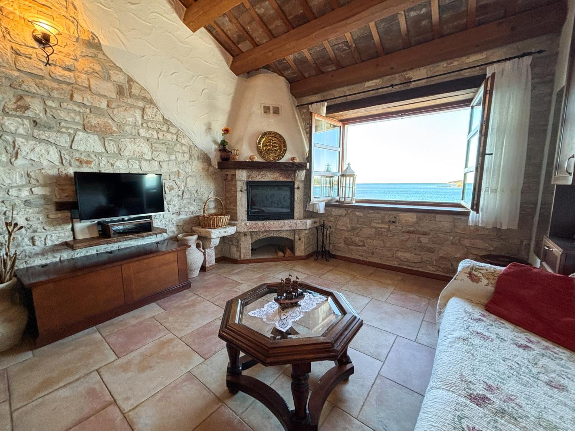 City Center Coastal Escape - Apartments With Sea View Or Cozy Room Novigrad Istria Extérieur photo