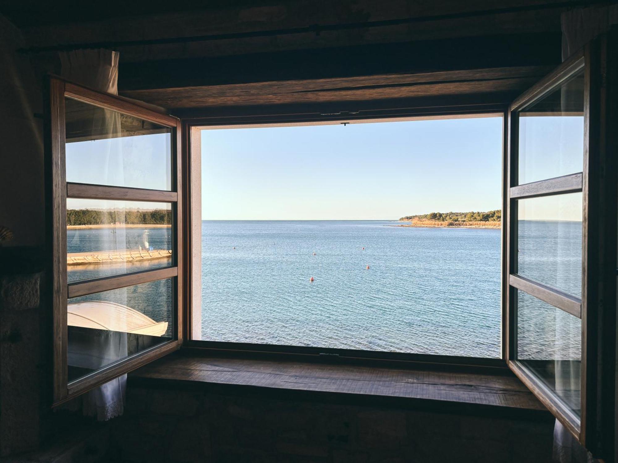 City Center Coastal Escape - Apartments With Sea View Or Cozy Room Novigrad Istria Extérieur photo